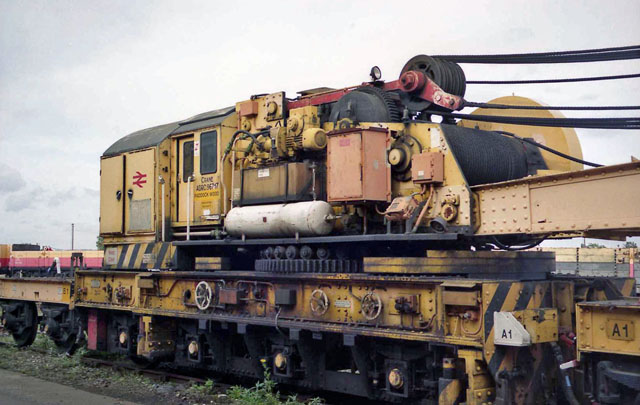 96717, Ashford crane repair depot, 29.9.1993 (2)