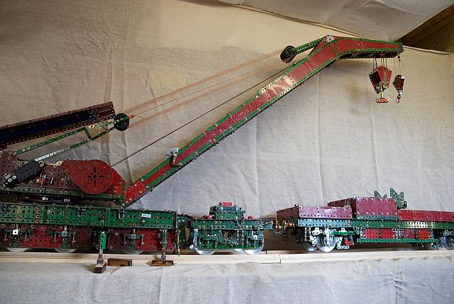 CS 75t steam crane in Meccano (1)