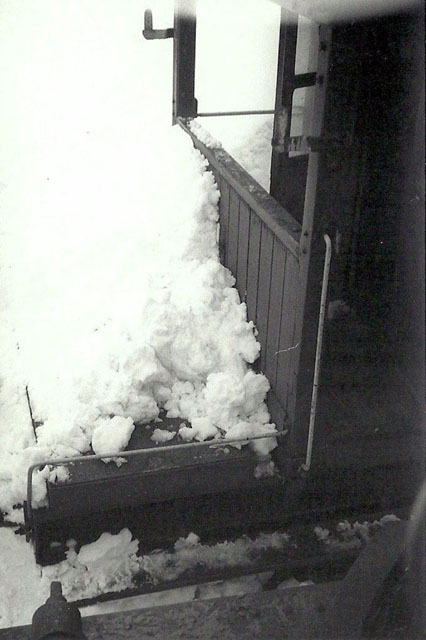 A snowy job at Kirby Stephen, 19.3.1979 (2)