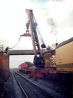 95218 removing overbridge at Streethouse, 15.3.1981 - 3