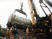 Cement wagon recovery, Darlington, 6.6.1990 (3)
